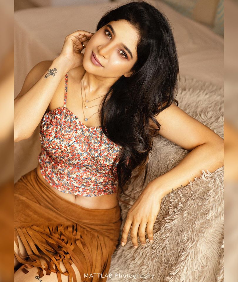 Sakshi Agarwal gorgeous